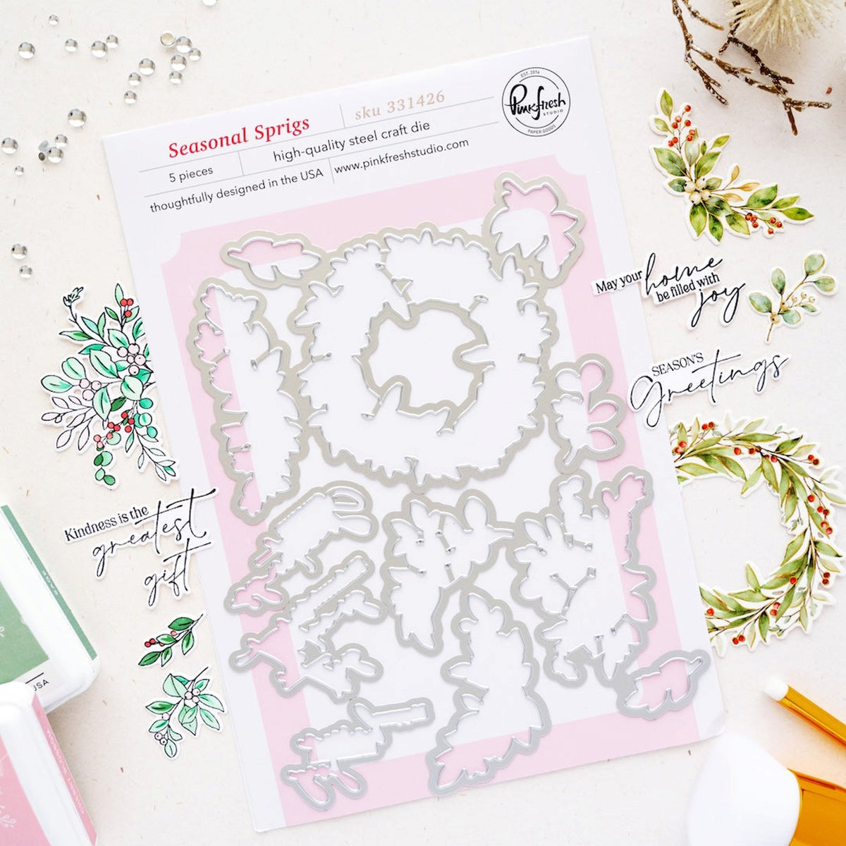 Pink Fresh Studio - Seasonal Sprigs stamp, die & stencil*